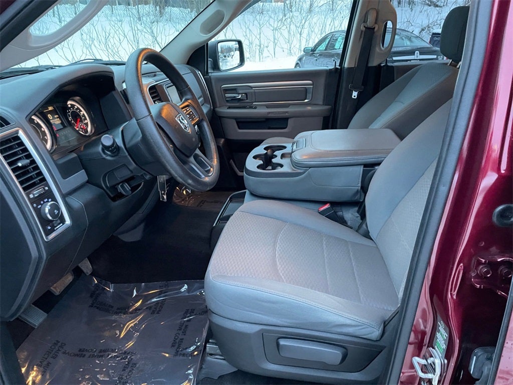 2017 RAM 1500 SLT
