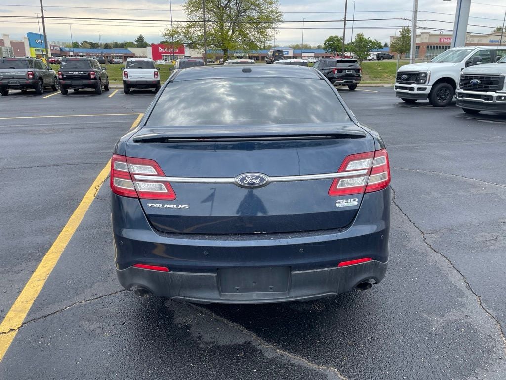 2016 Ford Taurus SHO