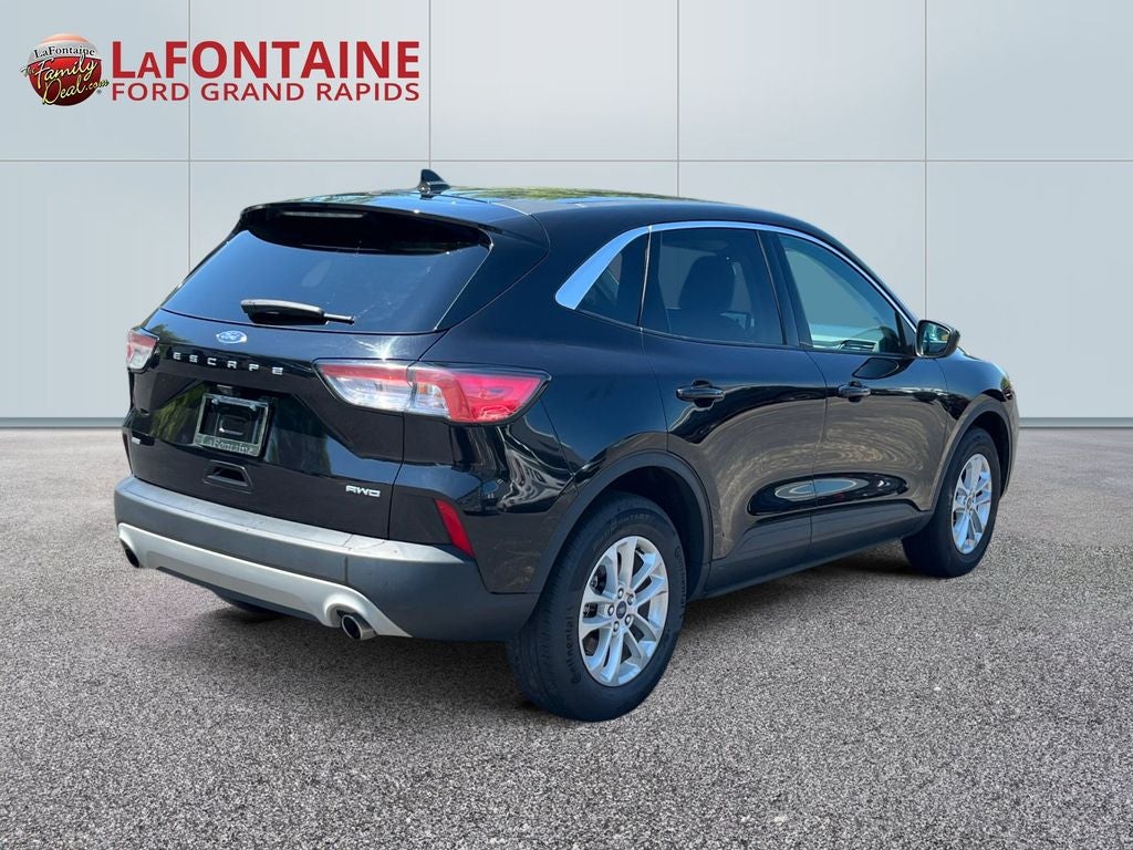 2021 Ford Escape SE