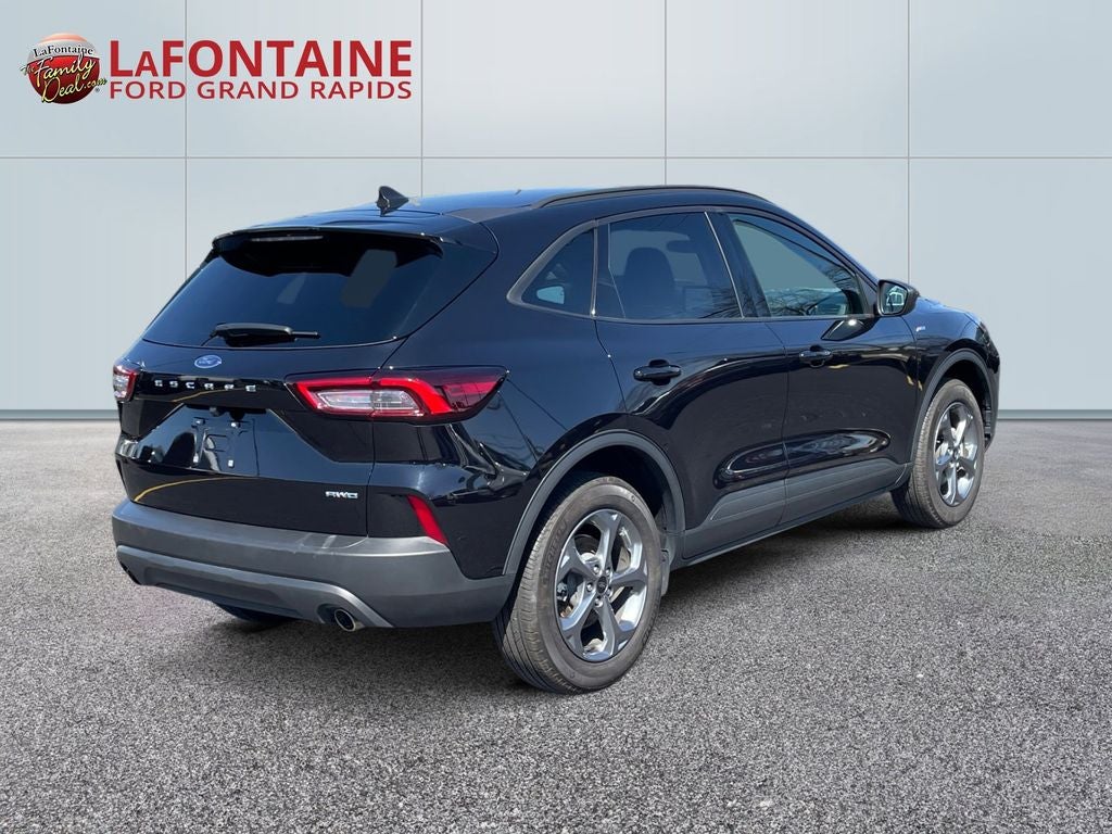 2025 Ford Escape ST-Line