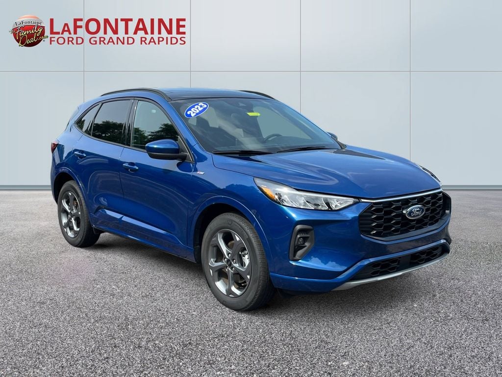 2023 Ford Escape Hybrid ST-Line Select
