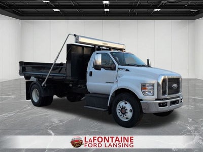 2025 Ford F-750SD Base XL
