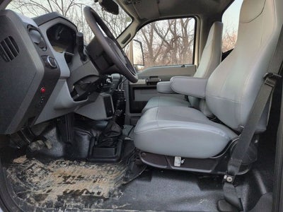 2025 Ford F-750SD Base XL