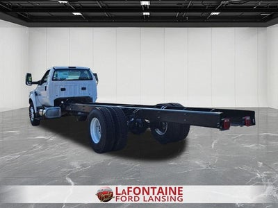 2025 Ford F-750SD Base XL