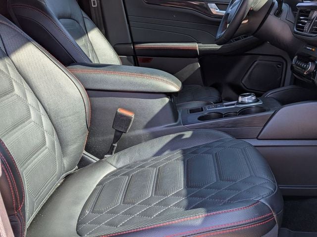 2024 Ford Escape ST-Line Elite
