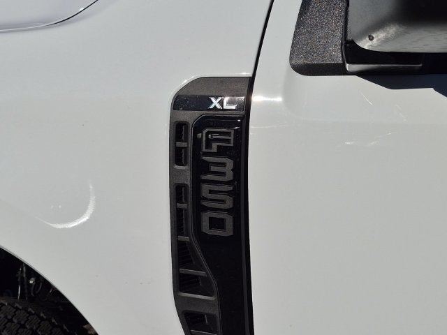 2027 Ford F-350SD XL