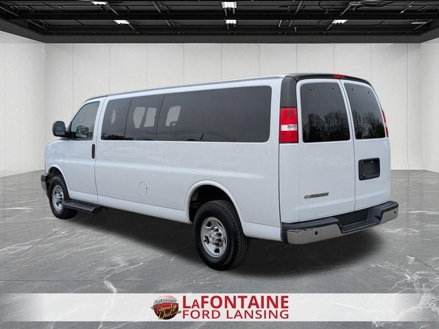 2023 Chevrolet Express 3500 LT Passenger