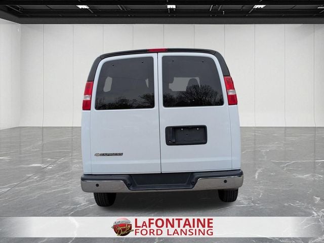 2023 Chevrolet Express 3500 LT Passenger