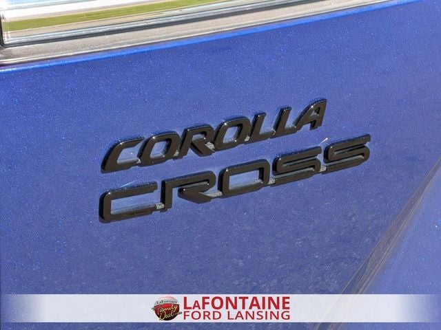 2023 Toyota Corolla Cross Hybrid SE