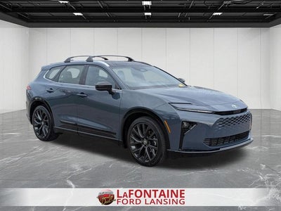 2025 Toyota Crown Signia Limited