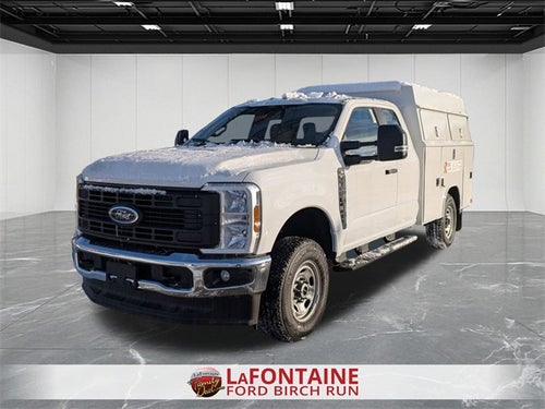 2025 Ford F-250SD XL 8' READING ENCLOSED SERVICE BODY
