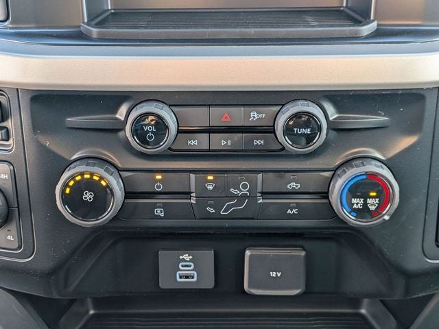 2025 Ford F-250SD XL 8' READING ENCLOSED SERVICE BODY