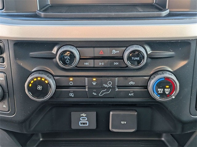 2025 Ford F-250SD XL 8' READING ENCLOSED SERVICE BODY