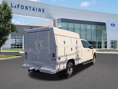 2025 Ford F-250SD XL 8' READING ENCLOSED SERVICE BODY