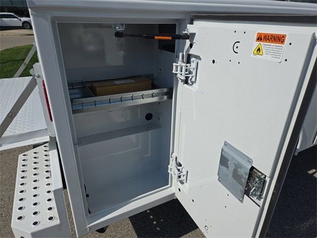 2025 Ford F-250SD XL 8' SERVICE BODY