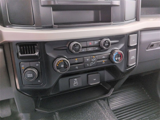 2025 Ford F-250SD XL 8' SERVICE BODY