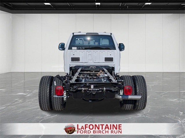 2025 Ford F-600SD XL