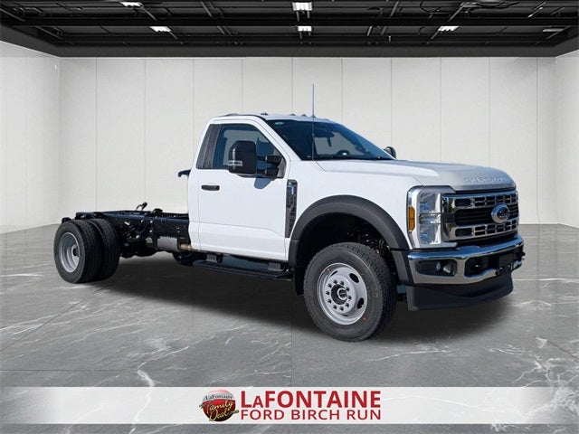 2025 Ford F-600SD XL