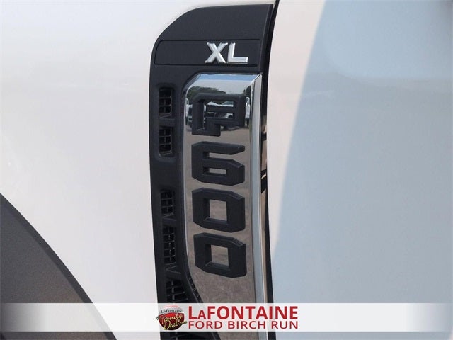 2025 Ford F-600SD XL