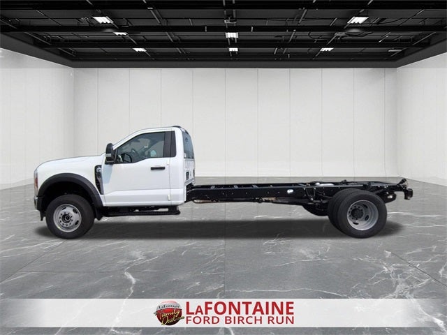 2025 Ford F-600SD XL