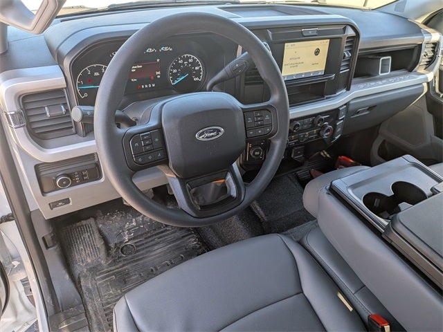 2026 Ford F-550SD DRW