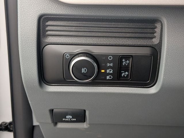 2026 Ford F-550SD DRW