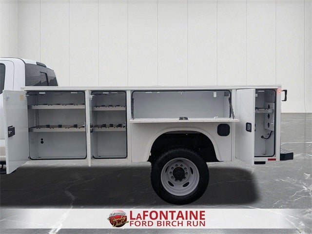 2026 Ford F-550SD DRW