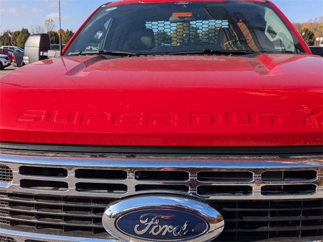 2025 Ford F-450SD XL 11' HAULER