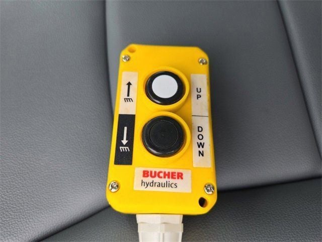 2025 Ford F-450SD XL 12' READING LANDSCAPER WITH TARP