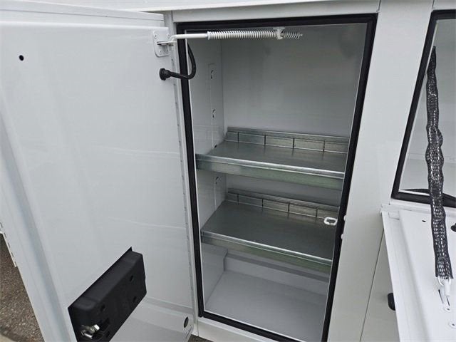 2026 Ford E-350SD Base Cutaway