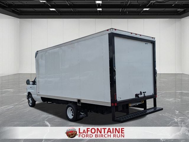 2026 Ford E-450SD Base