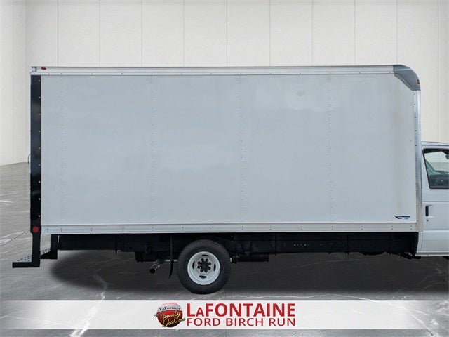 2026 Ford E-450SD Base