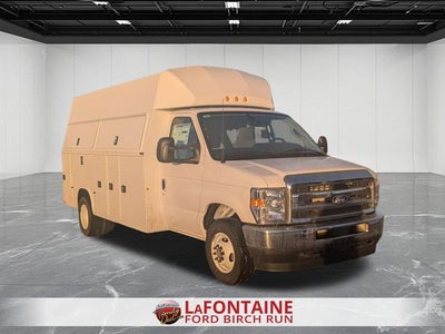 2026 Ford E-450SD Base