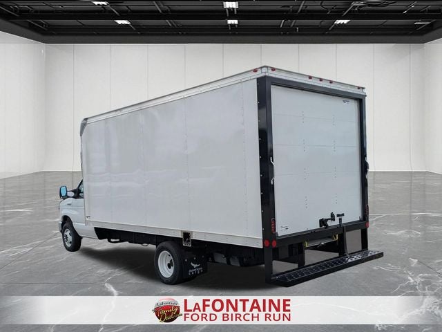 2026 Ford E-450SD Base