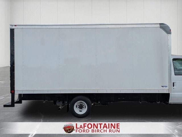 2026 Ford E-450SD Base