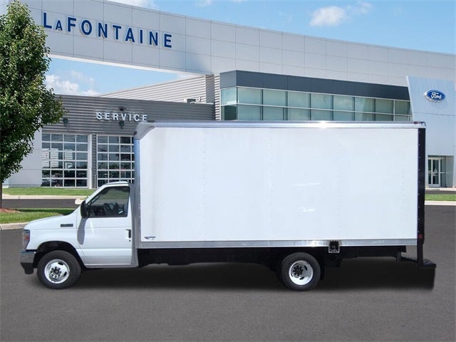 2026 Ford E-450SD Base