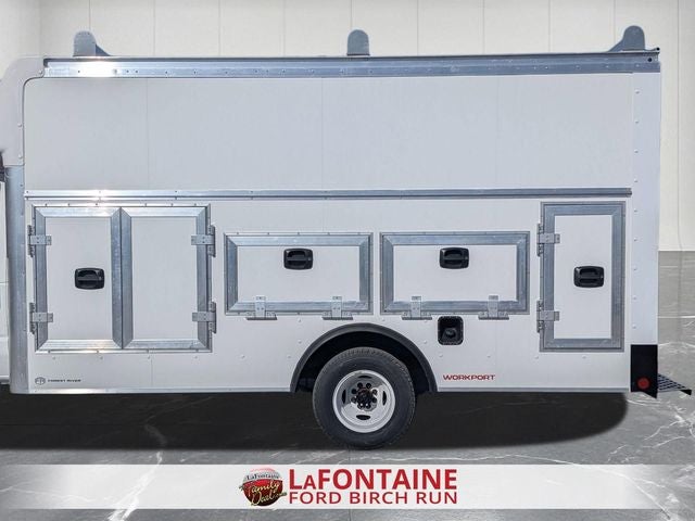 2026 Ford E-450SD Base