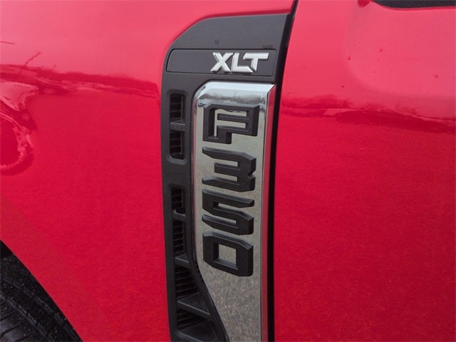 2026 Ford F-350SD XLT DRW