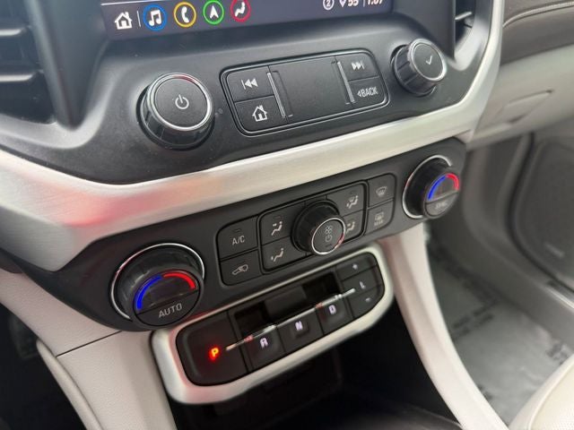 2020 GMC Acadia SLT