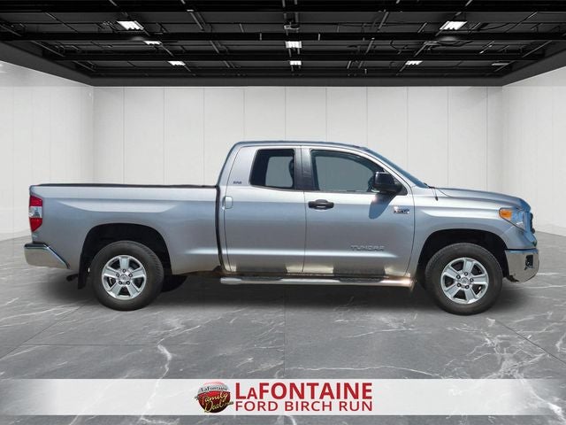 2015 Toyota Tundra SR5