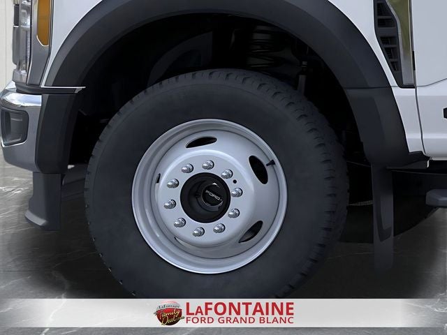 2026 Ford F-550SD Lariat In-Transit