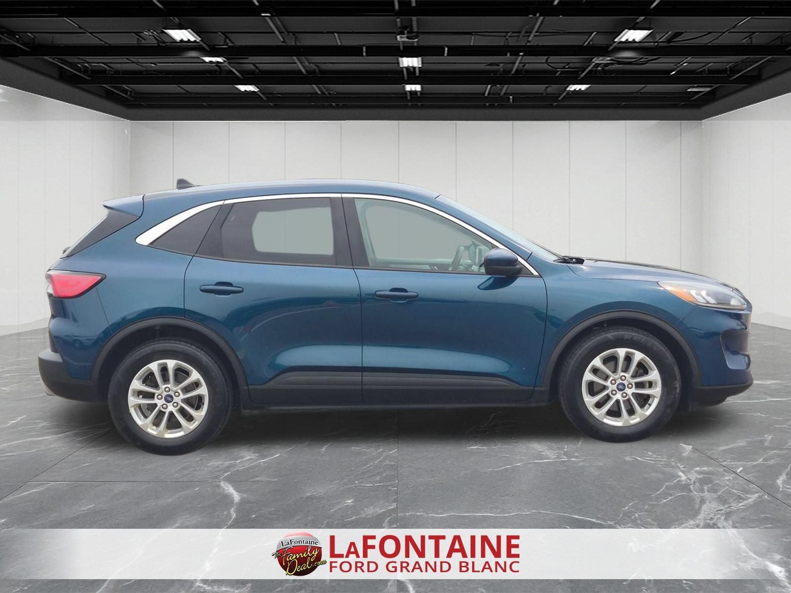 2020 Ford Escape SE