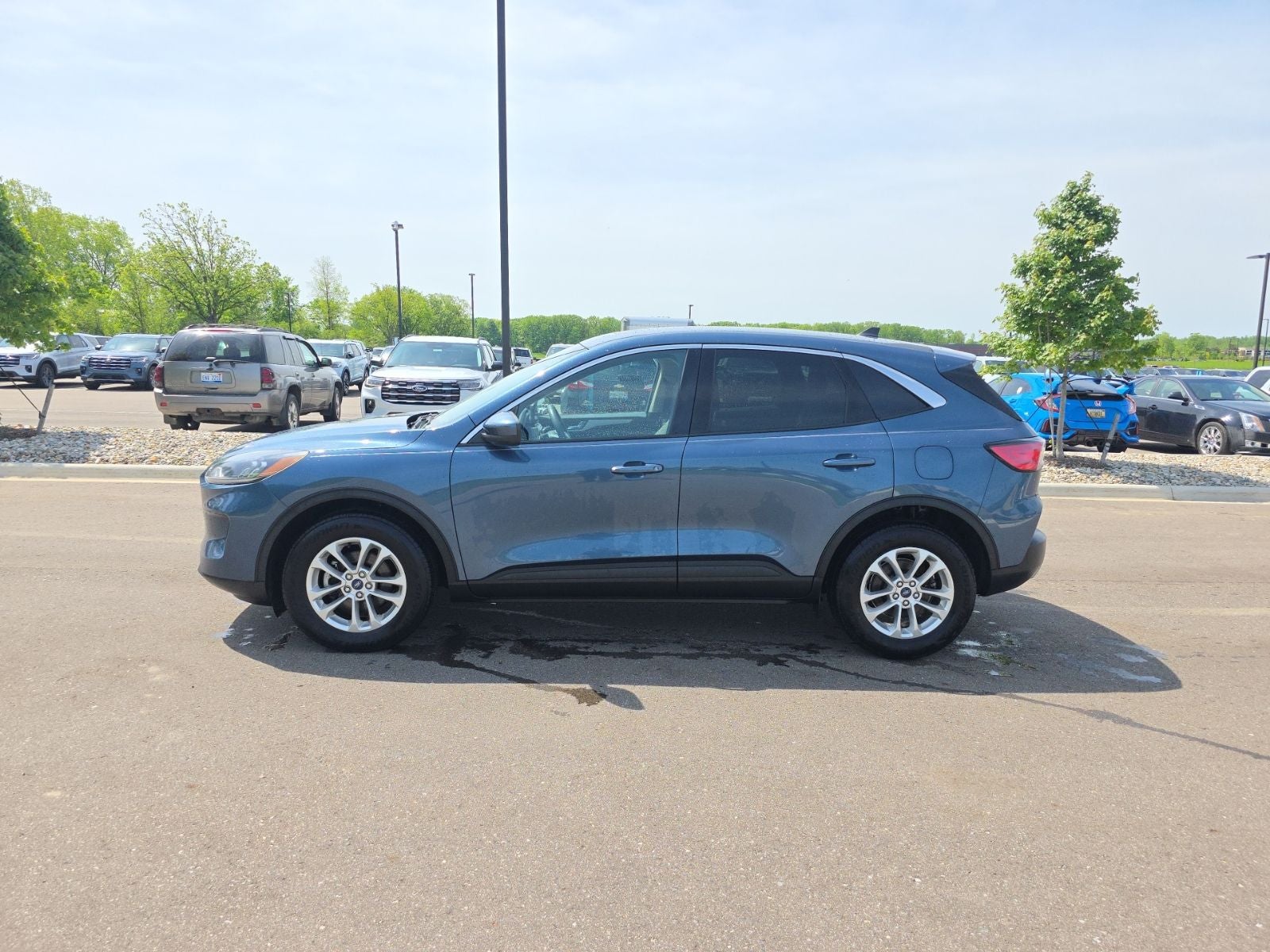 2020 Ford Escape SE