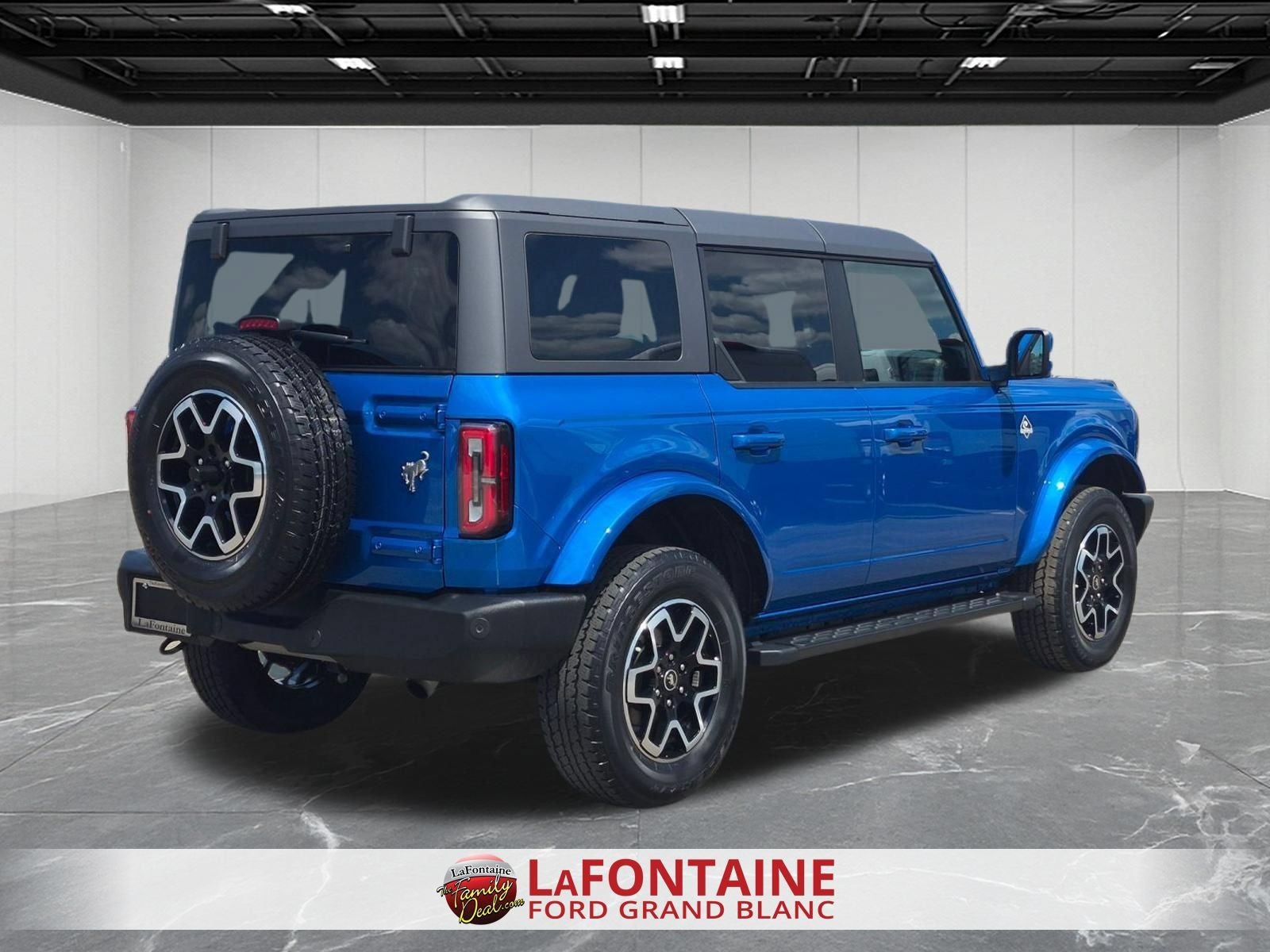 2023 Ford Bronco Outer Banks 4X4