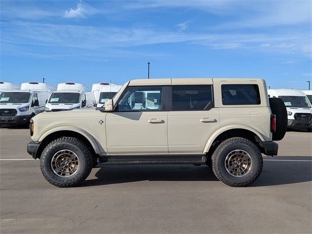 2025 Ford Bronco Outer Banks Sinister Bronze Package