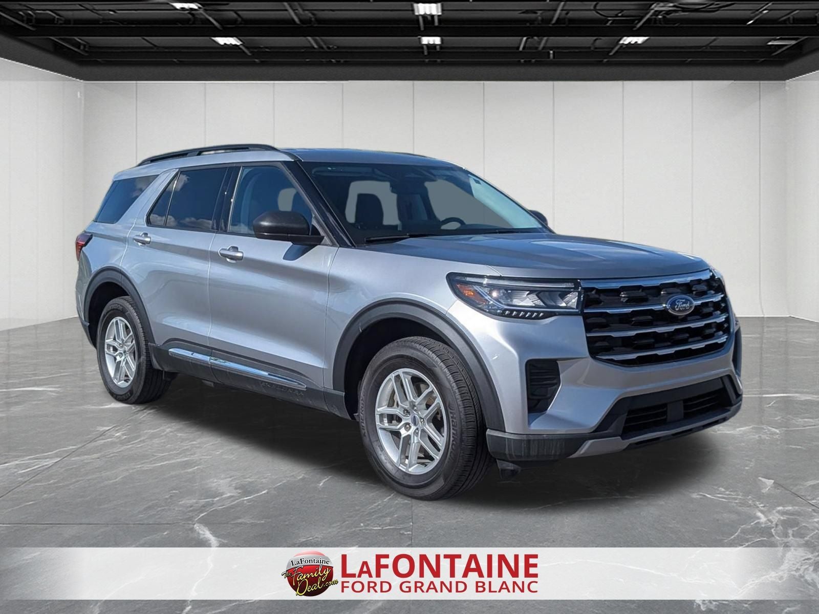 2025 Ford Explorer Active 4WD