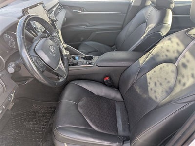 2022 Toyota Camry Hybrid XSE