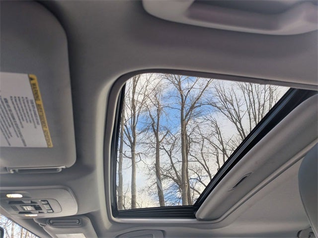 2022 Toyota Camry Hybrid XSE