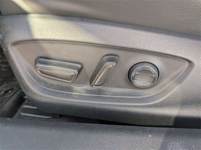 2022 Toyota Camry Hybrid XSE