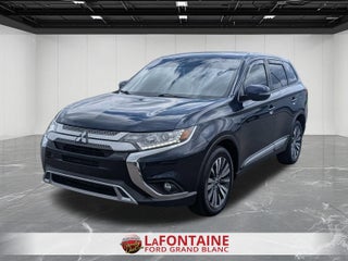 2020 Mitsubishi Outlander SE
